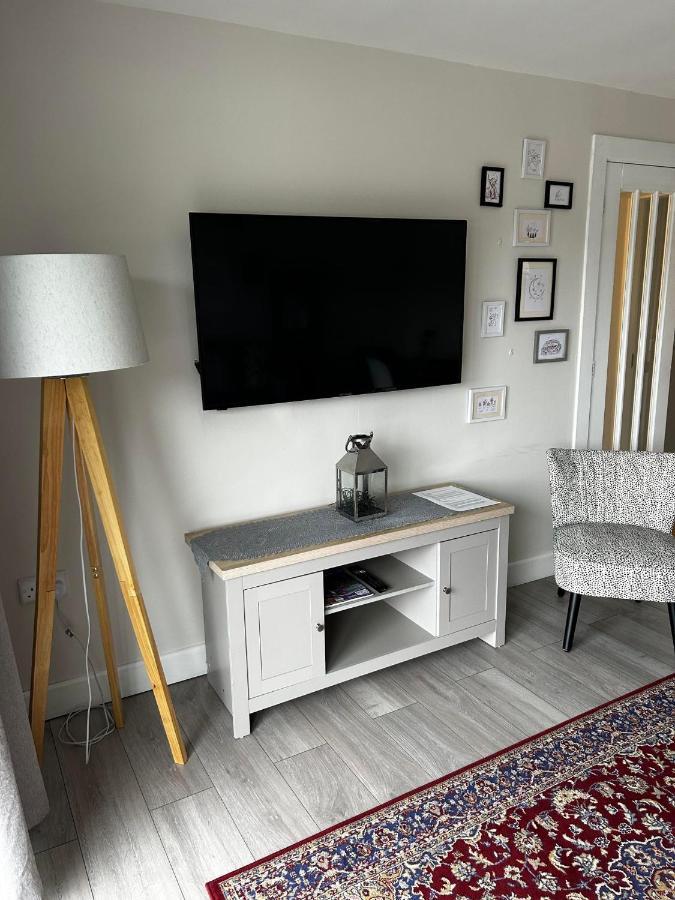 Entire Modern Apartment In Oban With Balcony Exterior photo